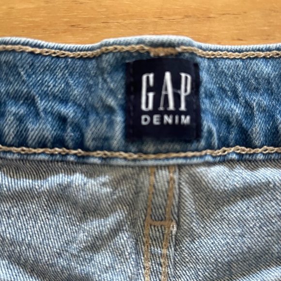 Gap Cheeky Straight Jeans - Picture 3 of 3
